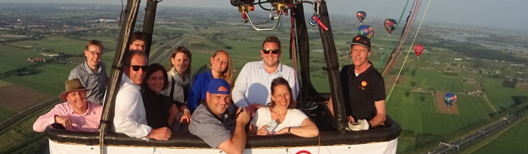 Lucht ballon evenement bedrijfsuitje